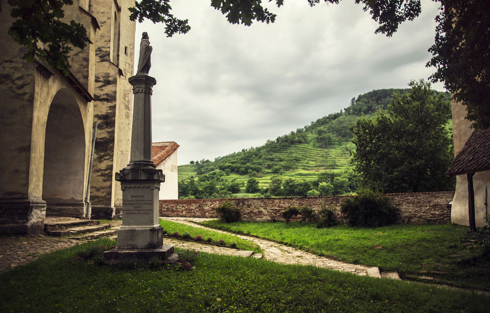 Un german în Transilvania: aglomerata Sighișoară, biserica armenească în paragină și mirificul Biertan - Poza 48