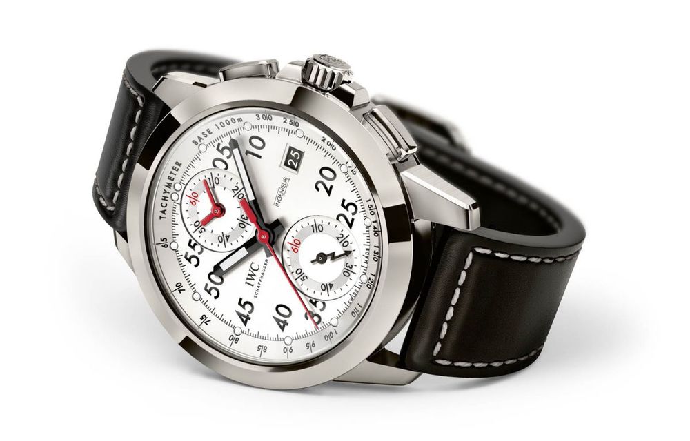 Cadou de 50 de ani: Producătorul IWC Schaffhausen a dezvoltat un ceas pentru aniversarea AMG - Poza 1