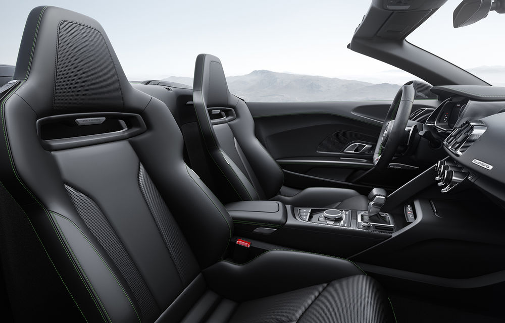 Cadou de vară pentru fanii Audi: noul R8 Spyder V10 plus este cea mai rapidă decapotabilă construită vreodată de marca germană - Poza 10