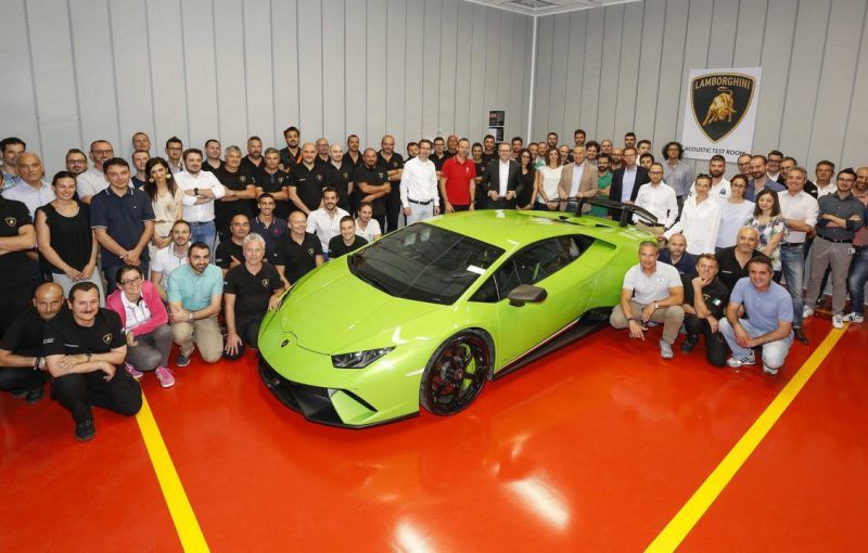 Reglaje fine: Lamborghini a inaugurat o nouă sală de testare acustică - Poza 1