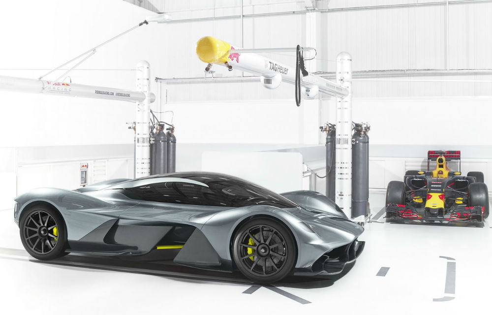 Raportul putere - masă de 1:1 e demodat: Aston Martin Valkyrie promite 1.130 CP pentru 1.030 de kilograme - Poza 1