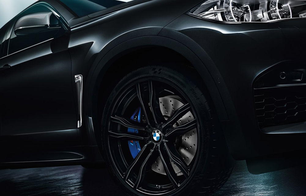 Miroase a motorsport: BMW X5 M și X6 M sunt răsfățate cu pachetul Black Fire - Poza 6