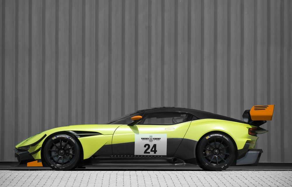 După ce a terminat producția lui Vulcan, Aston Martin caută îmbunătățiri: supercarul primește un pachet aerodinamic AMR Pro - Poza 7