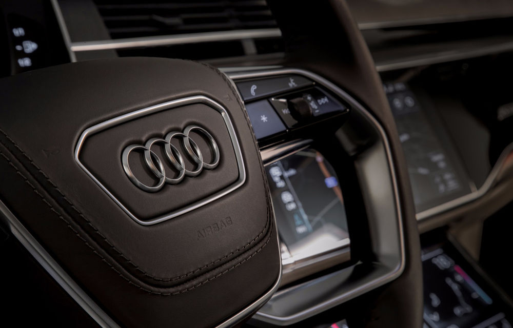 Poți să atingi, dar nu poți să privești: filozofia Audi și isteria imaginilor teaser cu viitoarea generație A8 - Poza 8