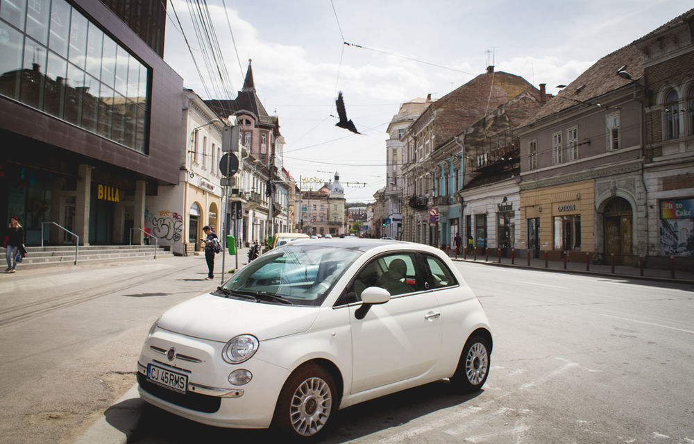 Cadou autohton pentru aniversarea de 60 de ani a modelului Fiat 500: 60 de fotografii cu modelul italian pe străzile din România - Poza 8