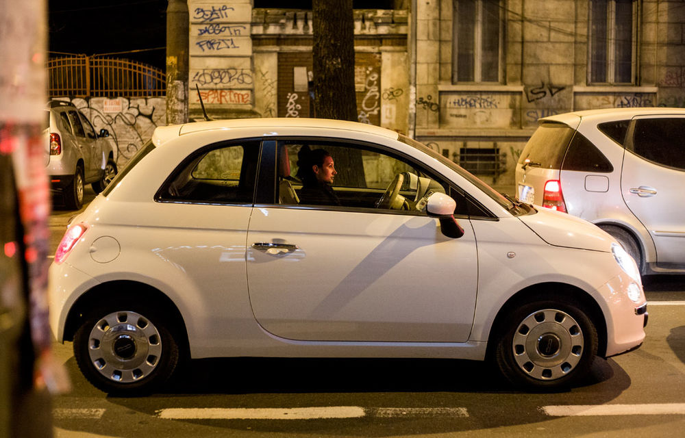 Cadou autohton pentru aniversarea de 60 de ani a modelului Fiat 500: 60 de fotografii cu modelul italian pe străzile din România - Poza 45