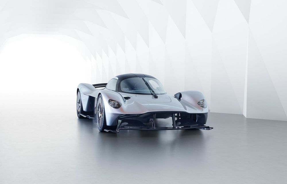 Aston Martin: „Vrem ca Valkyrie să se apropie de performanțele unei mașini de Formula 1” - Poza 15