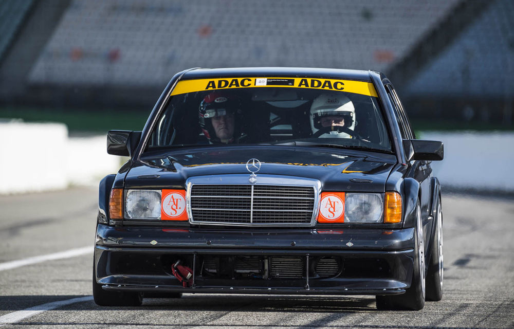 Cine n-are bătrâni să-și facă: Mercedes-Benz a produs un 190 E 2.5 - 16 Evo II dedicat zilelor de circuit - Poza 4