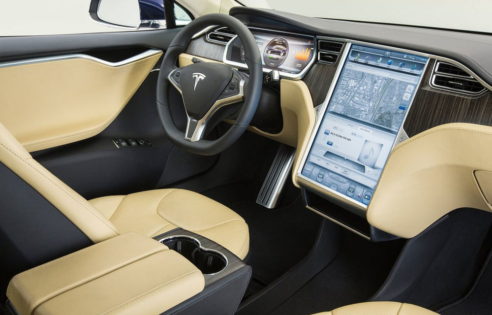 Tesla ascultă de clienții săi vegani: Model S și Model X renunță la tapițeria din piele naturală - Poza 1