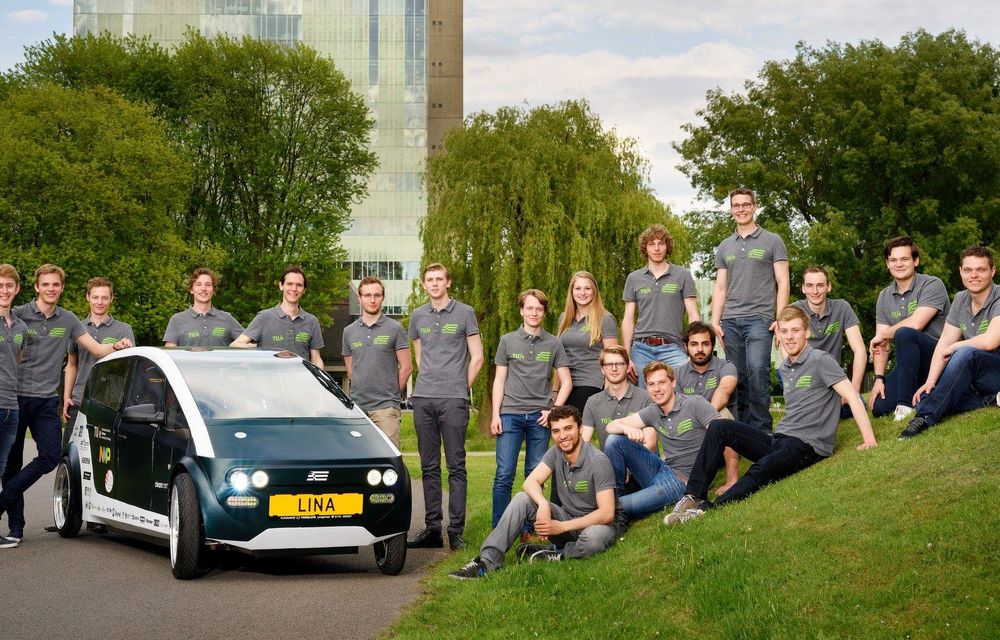 Mașina biodegradabilă a fost inventată în Olanda: Lina este electrică și a fost construită din sfeclă de zahăr și pânză de in - Poza 4