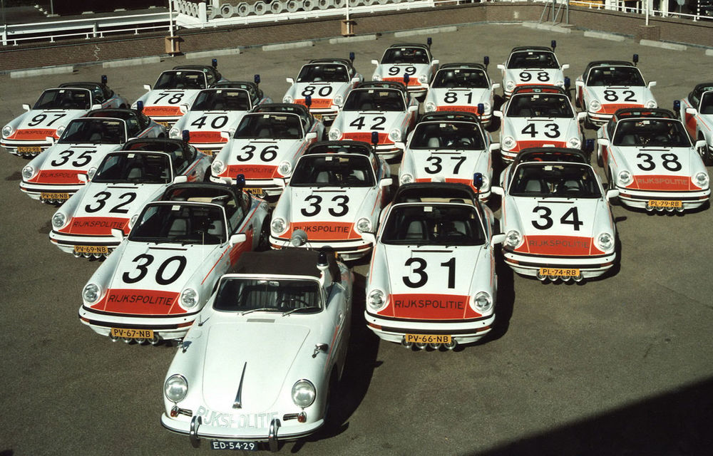 Cea mai mare flotă de mașini de poliție Porsche din lume vine din Olanda: 507 mașini în 50 de ani - Poza 1