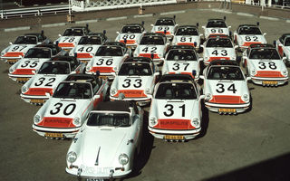Cea mai mare flotă de mașini de poliție Porsche din lume vine din Olanda: 507 mașini în 50 de ani