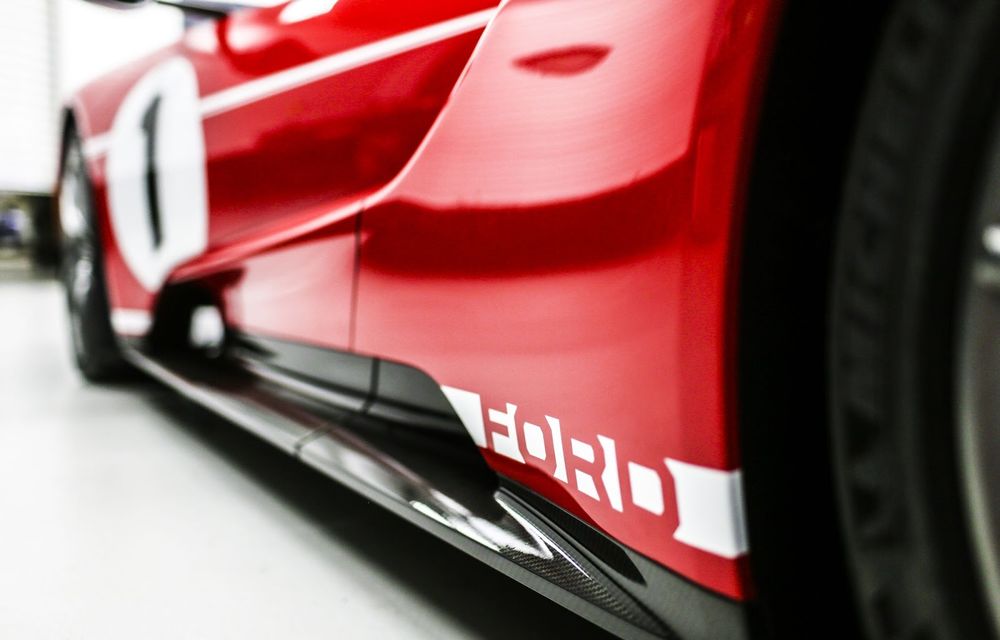 Ford GT se îmbracă în roșu pentru a sărbători 50 de ani de la a doua victorie istorică din Le Mans - Poza 7