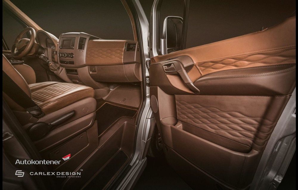 Cea mai ieftină alternativă la un Rolls Royce sau Bentley: un Mercedes Sprinter cu interior de lux - Poza 11