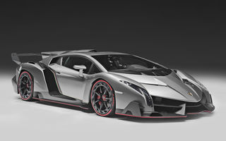 Supercar cu potențial de învechire: unul dintre cele trei Lamborghini Veneno produse este scos la vânzare pentru 8 milioane de euro