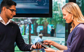 Francezii au lansat DS3 Connected Chic: acum poți plăti contactless cu cheia mașinii