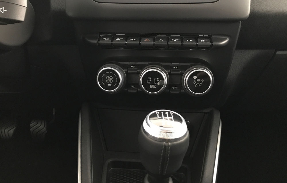 Interiorul noului Dacia Duster: tot ce trebuie să știi despre materiale, sisteme și ergonomia noii generații - Poza 26