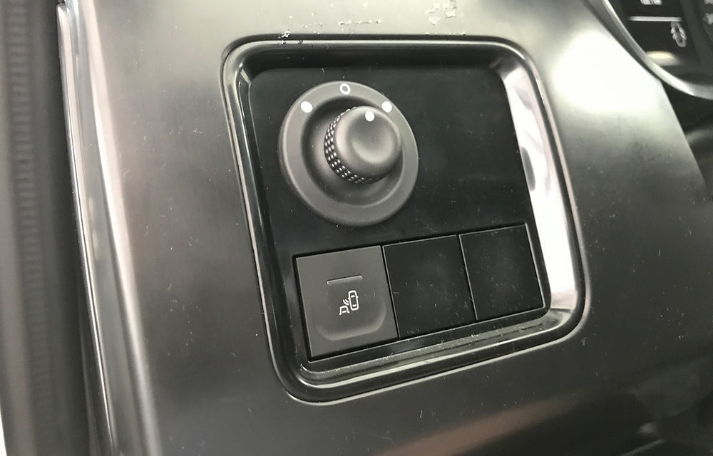 Interiorul noului Dacia Duster: tot ce trebuie să știi despre materiale, sisteme și ergonomia noii generații - Poza 10