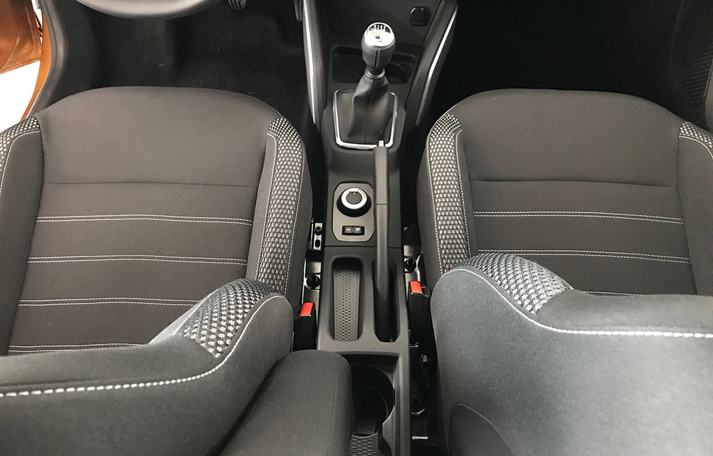 Interiorul noului Dacia Duster: tot ce trebuie să știi despre materiale, sisteme și ergonomia noii generații - Poza 27