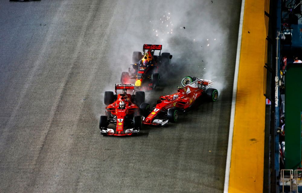 Hamilton a câștigat în Singapore! Vettel, Verstappen și Raikkonen au abandonat la start - Poza 3
