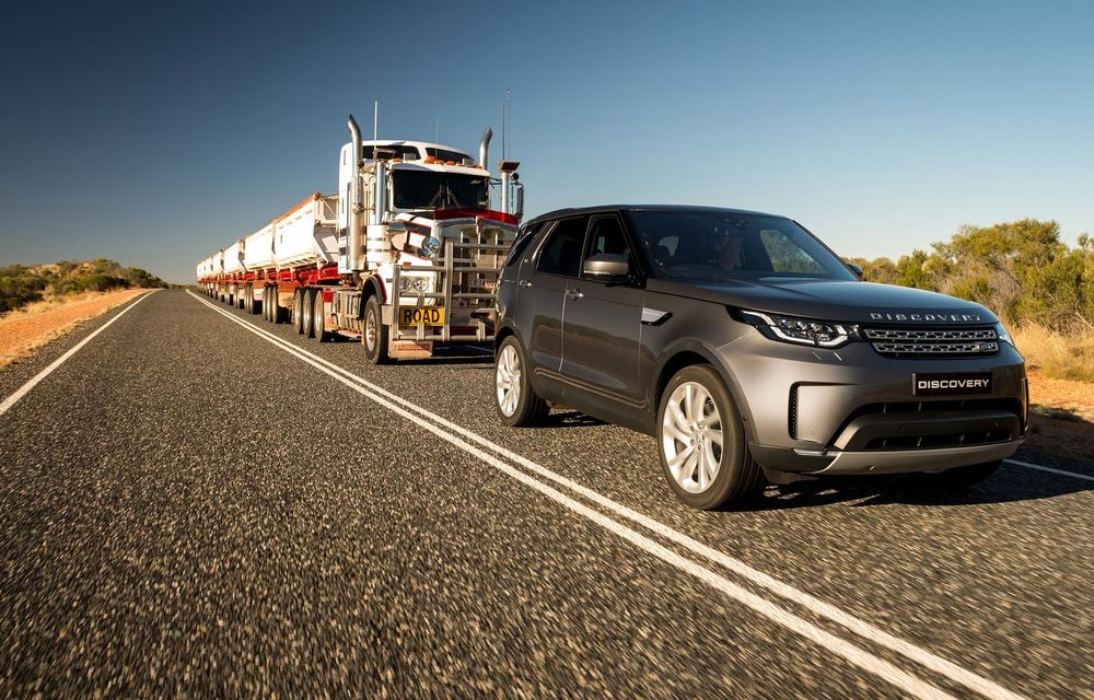 Desfășurare de forțe: Land Rover Discovery a tractat un autotren de 110 tone - Poza 7