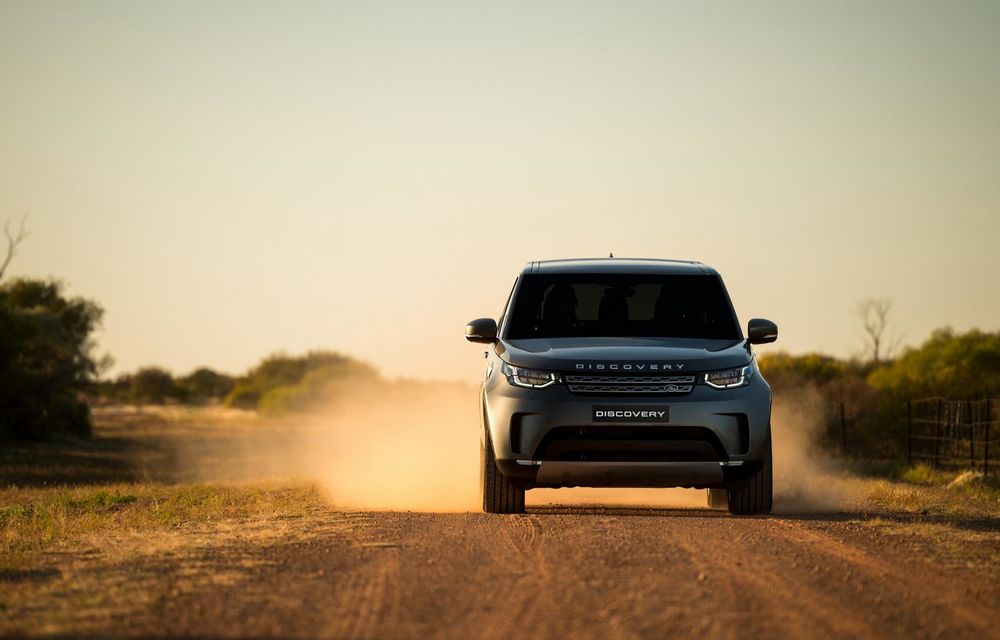 Desfășurare de forțe: Land Rover Discovery a tractat un autotren de 110 tone - Poza 12