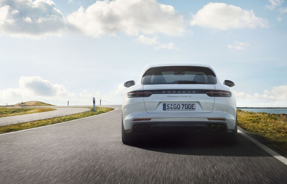 Porsche lansează cel mai puternic break hibrid din lume: Panamera Turbo S E-Hybrid Sport Turismo - Poza 4