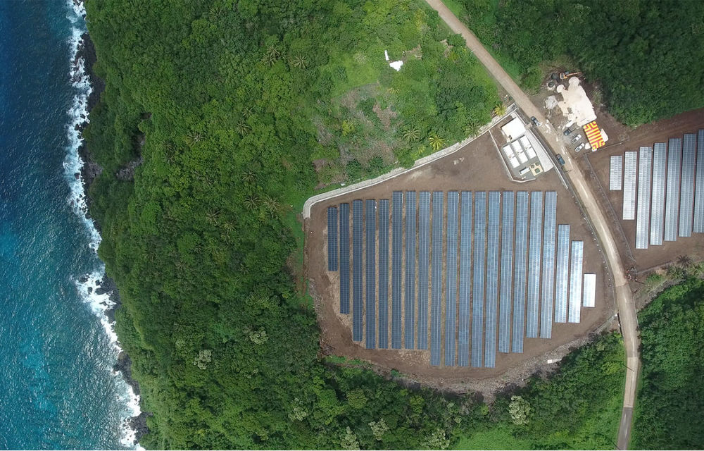 Ideile lui Elon Musk: “Putem să reconstruim rețeaua electrică din Puerto Rico cu baterii și panouri Tesla” - Poza 1