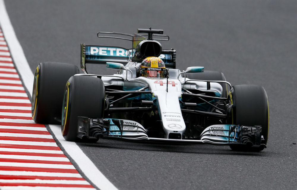 Hamilton a câștigat la Suzuka și are un avans de 59 de puncte după abandonul lui Vettel. Verstappen și Ricciardo, pe podium - Poza 1