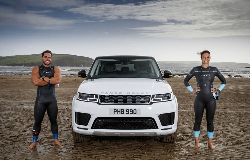 Întrecere inedită: Range Rover Sport facelift PHEV își măsoară forțele cu doi înotători - Poza 6