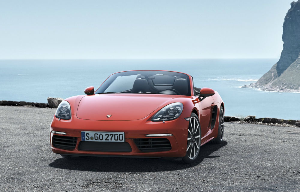 Ofertă de la nemți: pentru 2.000 de dolari pe lună îți poți face abonament la mașinile Porsche - Poza 1