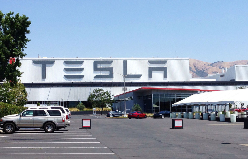 Nemulțumiți de randament: Tesla a concediat 400 de angajați într-o săptămână - Poza 1