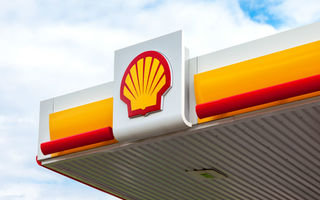 Atac pe piața mașinilor electrice: Shell a cumpărat una dintre cele mai mari rețele de stații de încărcare din Europa