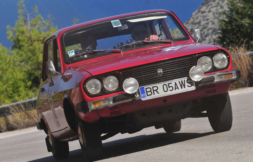 Noi și Geta în &quot;24 Hours Rally of Greece&quot;: am concurat într-un Le Mans al mașinilor clasice - Poza 1