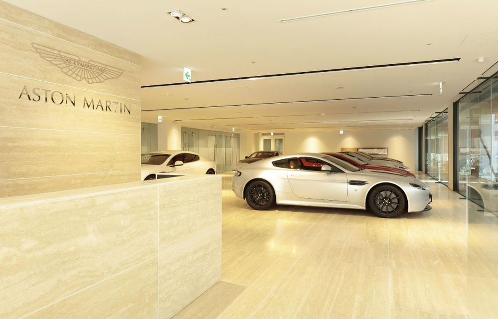 Investiții pe piața asiatică: Aston Martin a prezentat cel mai mare showroom al companiei în capitala Japoniei - Poza 2