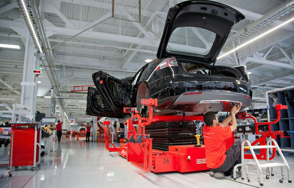 Vor să rezolve problemele de producție: Tesla a cumpărat o fabrică de echipamente pentru automatizări - Poza 1