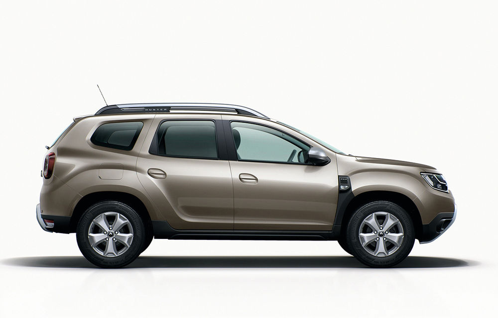 După noul Dacia Duster, facem cunoștință cu noul Renault Duster: modificări estetice, aeratoare noi la interior și motorizări ușor diferite - Poza 4