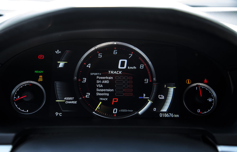 Prim contact cu modelele hardcore din gama Honda: pe circuit cu noul Civic Type R și cu supercar-ul NSX - Poza 37