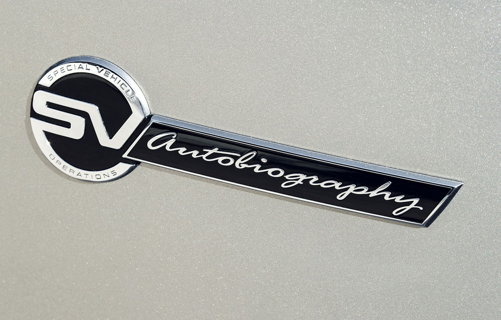 O nouă definiție a luxului: primele imagini cu Range Rover SVAutobiography facelift - Poza 9
