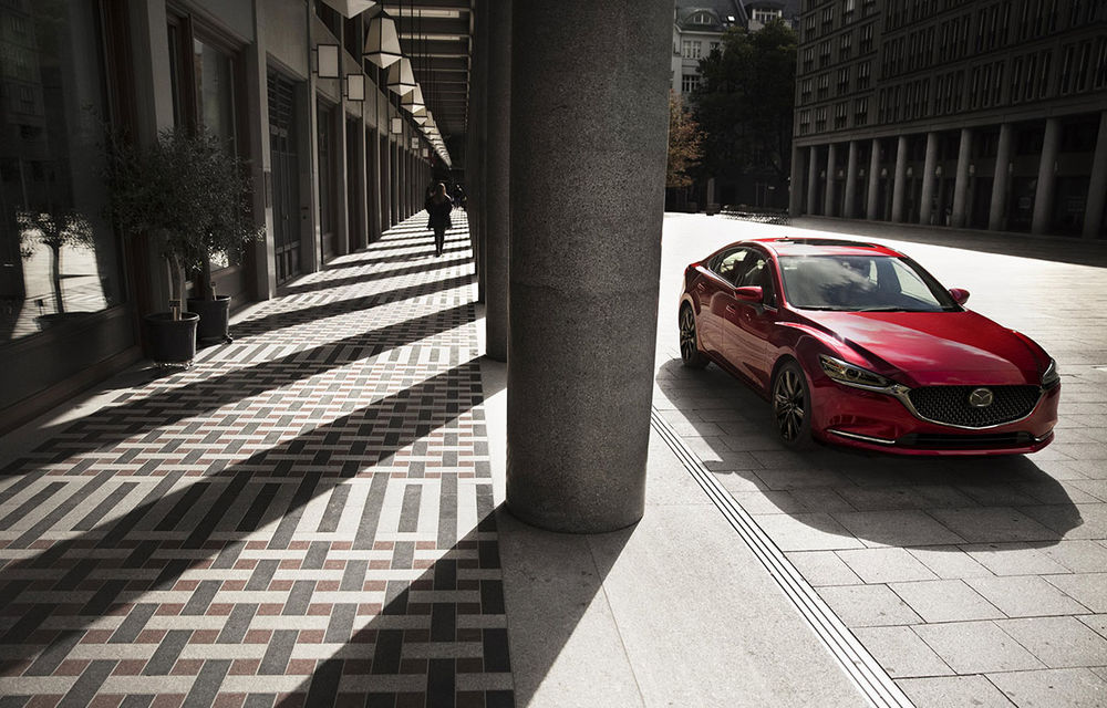 Mazda6 primește îmbunătățiri noi: design ușor revizuit și modificări în ceea ce privește comportamentul dinamic - Poza 10