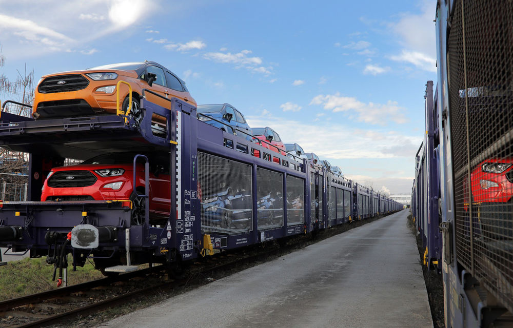 Ford a început livrările noului Ecosport produs la Craiova: primele 600 de unități, transportate cu trenul în Marea Britanie și Germania - Poza 8