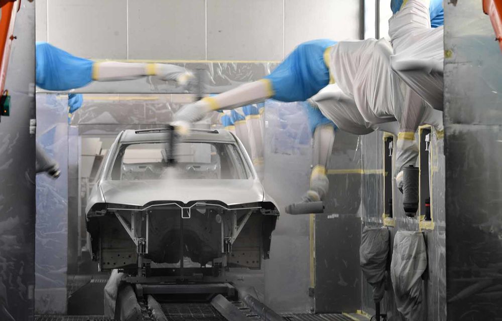 BMW a produs primele exemplare X7 de pre-serie: debutul SUV-ului va avea loc la finalul anului viitor - Poza 12