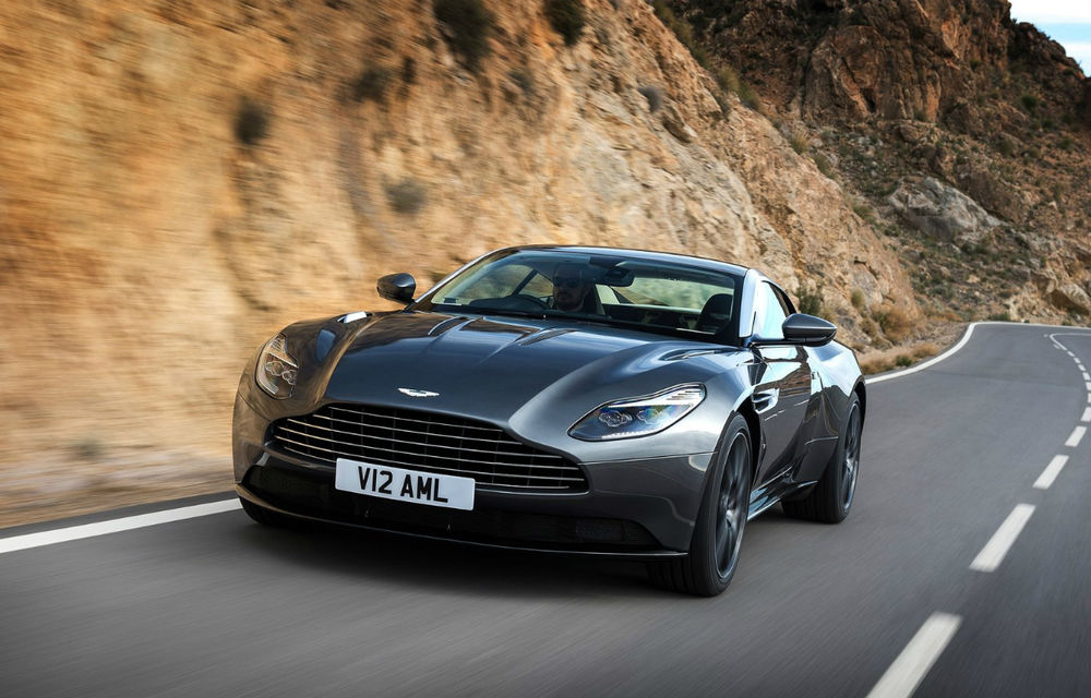 Aston Martin a chemat în service toate modelele DB11: unele piese furnizate de Daimler ar putea declanșa neintenționat airbagurile - Poza 1