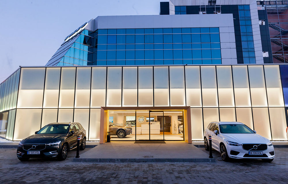 Reconstruit la standarde nordice: cel mai mare dealer Volvo din România a investit un milion de euro în noul showroom de lângă București - Poza 12