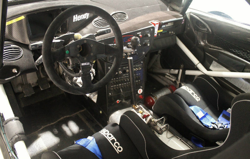 Un Ford Focus WRC pilotat de Colin McRae va fi scos la licitație: specialiștii se așteaptă să fie vândut cu cel puțin 135.000 de euro - Poza 2