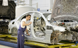 Prime pentru angajații Mercedes: aproximativ 130.000 de muncitori vor primi un bonus de până la 5.700 de euro