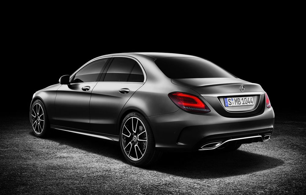Găsiți diferențele: actualizare subtilă estetică și tehnologică pentru Mercedes-Benz Clasa C - Poza 3
