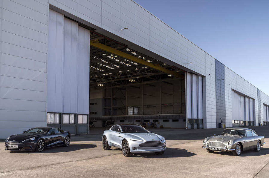 Aston Martin lucrează la finalizarea fabricii unde va fi produs SUV-ul DBX: primele prototipuri vor fi gata până la sfârșitul anului - Poza 1