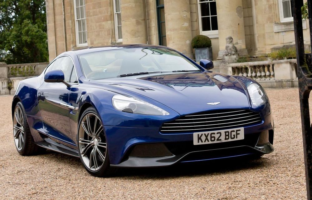 Mașina lui James Bond, scoasă la licitație: un Aston Martin Vanquish deținut de actorul Daniel Craig va fi vândut la New York, iar banii vor fi donați în scopuri caritabile - Poza 1