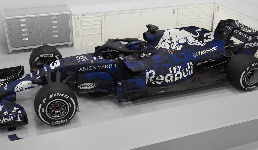 Red Bull prezintă primele imagini cu noul monopost pentru sezonul 2018: culorile finale vor fi dezvăluite săptămâna viitoare - Poza 3